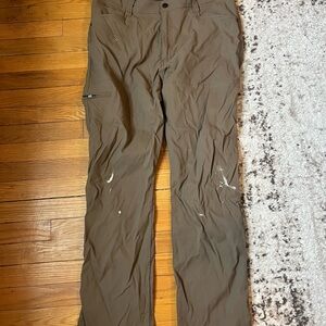 Wrangler Men's Tan Cargo Pants